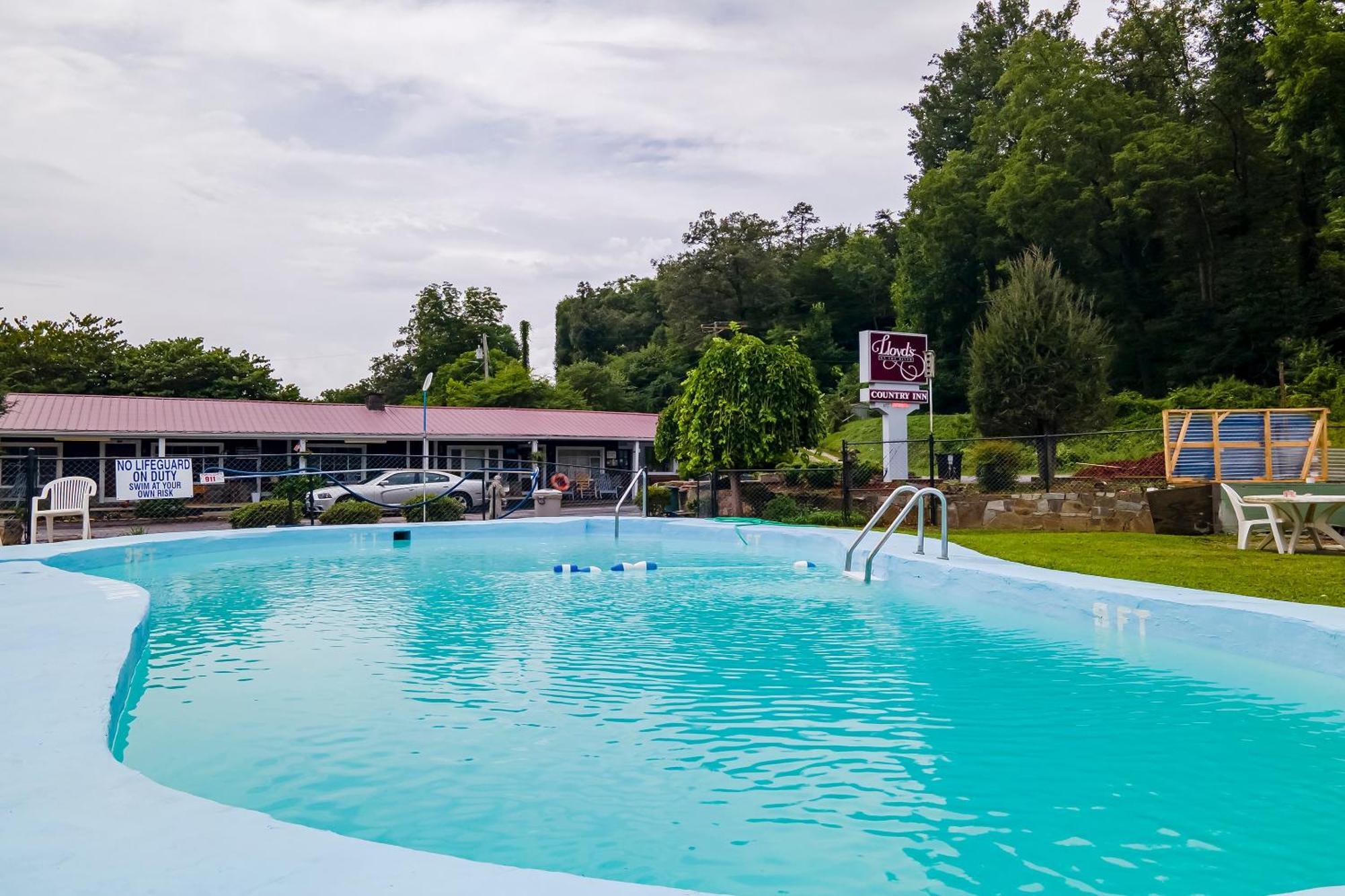 Lloyd'S On The River Country Inn By Oyo Bryson City Bagian luar foto